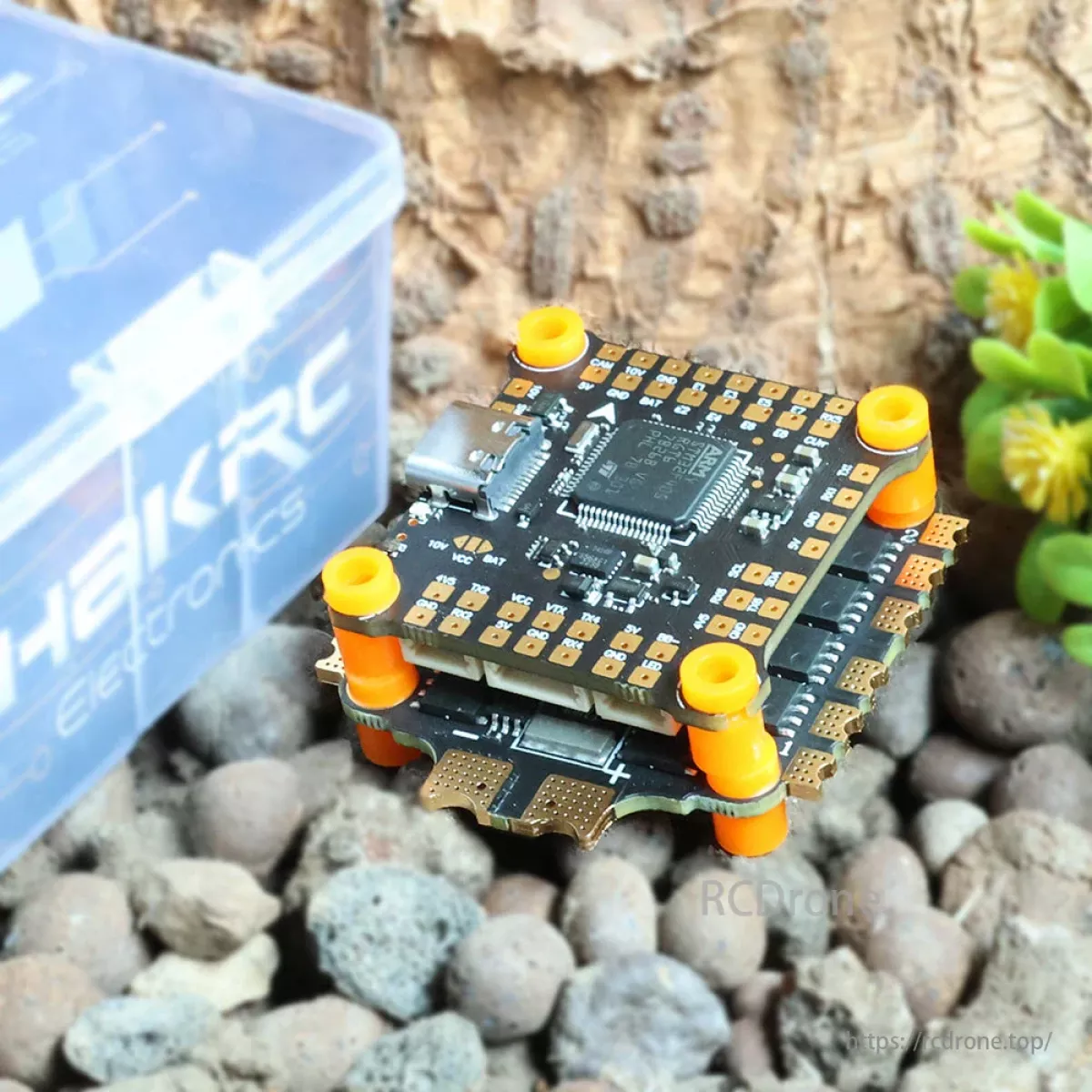 HAKRC F405 65A стек для FPV дрона: 4-в-1 ESC BLHeli_32 65A + полетный контроллер STM32F405 (2–6S) HAKRC F405 65A стек для FPV дрона: 4-в-1 ESC BLHeli_32 65A + полетный контроллер STM32F405 (2–6S)
