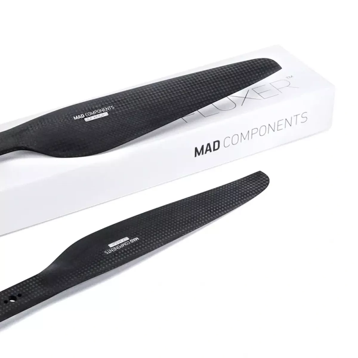 Винт для дрона MAD FLUXER PRO MATT 12x4.0 дюйма из углеродного волокна Винт для дрона MAD FLUXER PRO MATT 12x4.0 дюйма из углеродного волокна