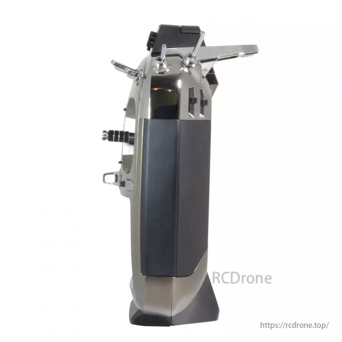 Передатчик Futaba T32MZ WC 26CH с приёмником R7308SB | FASSTest 2.4GHz, двойной дисплей, GPS Передатчик Futaba T32MZ WC 26CH с приёмником R7308SB | FASSTest 2.4GHz, двойной дисплей, GPS